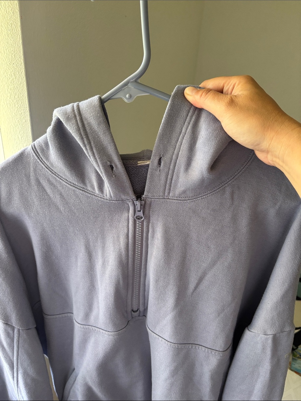 Alo Hooded Cropped Sweater Blue/Grey Large - Picture 2 of 3